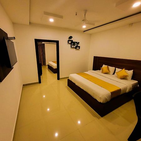 Thejaswini Residency Cheruvathur Nileshwar Экстерьер фото