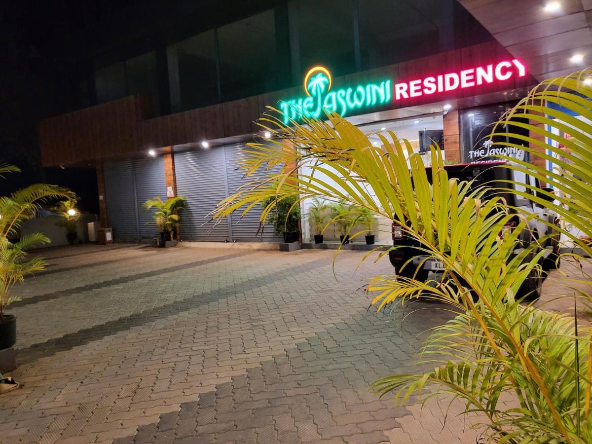 Thejaswini Residency Cheruvathur Nileshwar Экстерьер фото