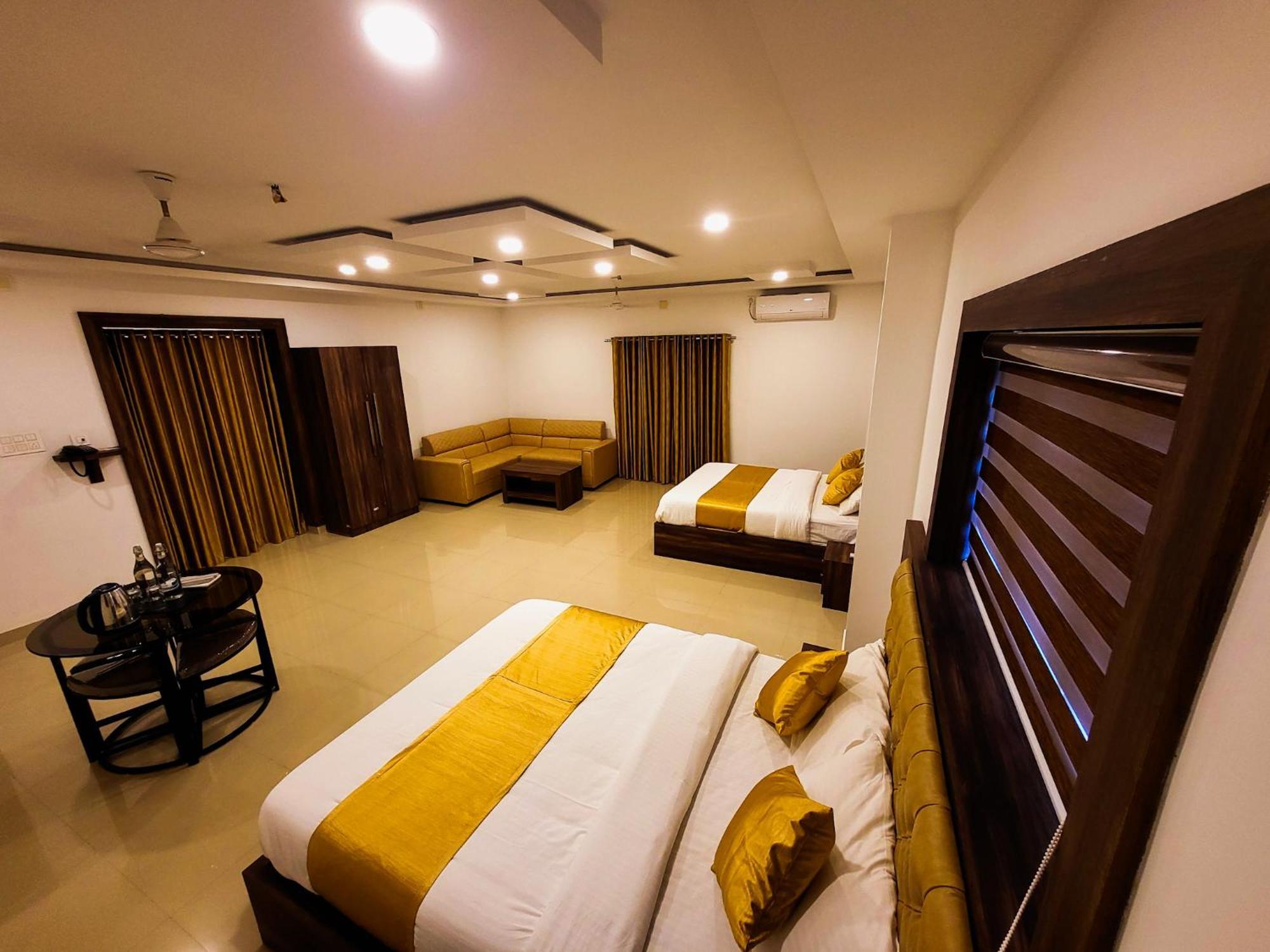 Thejaswini Residency Cheruvathur Nileshwar Экстерьер фото